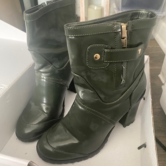 Rain Boots - Picture 2 of 2